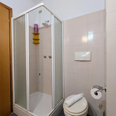 Casa Altaguardia Porta Romana Metro M3 * Milan